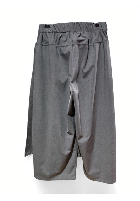 WT PANTALON FALDA PLISADA GRIS